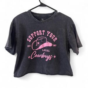Distressed Black & pink cropped western cowboy tee. Medium 100% organic cotton